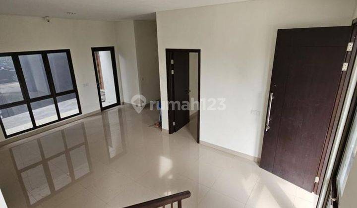 Rumah Mozia Aure Bsd 2 Lantai Shm 4 Kamar Hook/Hoek Bagus 2