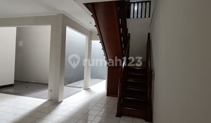For Rent Nice 2-Story House In Bsd For Rent Nice 2-Story House In Bsd