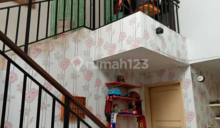 Di Sewakan Rumah Semi Furnished di Valencia Graha Bintaro Raya Di Sewakan Rumah Semi Furnished di Valencia Graha Bintaro Raya