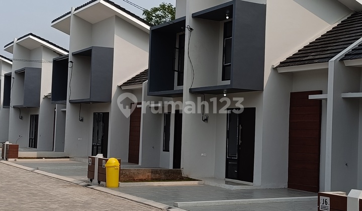 Rumah Modern 1½ Lantai Di Bekasi Timur Bebas Dp & Bebas Biaya Surat Rumah Modern 1½ Lantai Di Bekasi Timur Bebas Dp & Bebas Biaya Surat