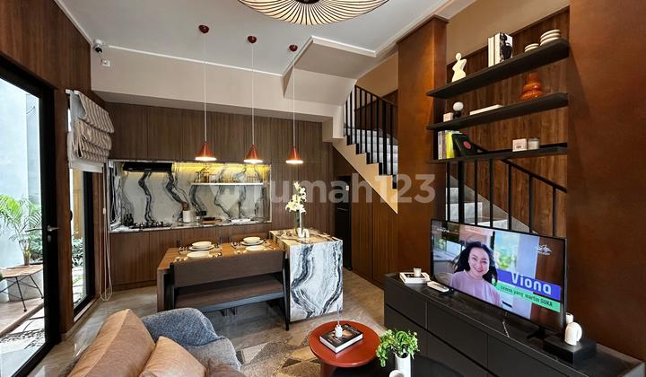 For Sale: Modern Aesthetic 2-Story New House 2