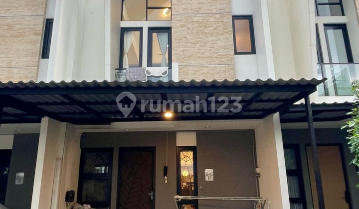 Di Sewakan Rumahsiap Huni 2 Lantai di BSD