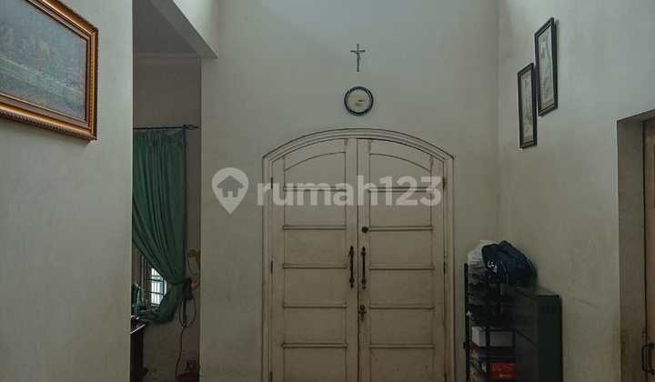 For Sale Strategic 2-Story House in Gading Serpong Area 7 2