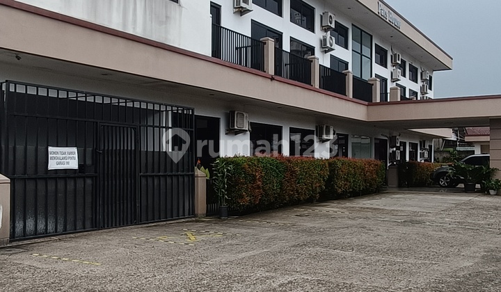 Di Jual Kost²an 2 Lantai & 24 Kamar Di Lengkapi Fasilitas Lap Futsal Lokasi Nempel Bsd,hanya Bayar Tanah Nya,free Bangunan Di Jual Kost²an 2 Lantai & 24 Kamar Di Lengkapi Fasilitas Lap Futsal Lokasi Nempel Bsd,hanya Bayar Tanah Nya,free Bangunan