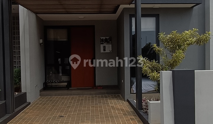 For Sale Beautiful House in Damar Nempel Cluster, BSD For Sale Beautiful House in Damar Nempel Cluster, BSD