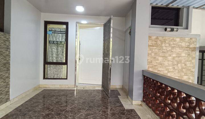 Di Sewakan Rumah Bagus 2 Lantai Di Palem Semi Karawaci 2