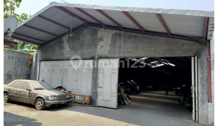 *Lontar Main Road, Ready-to-Use Warehouse* *Lontar Main Road, Ready-to-Use Warehouse*