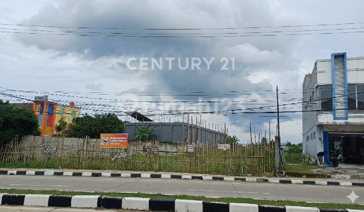Commercial Land on Jl. Ki Ajurum Raya Cipocok, Two-Lane Road. Commercial Land on Jl. Ki Ajurum Raya Cipocok, Two-Lane Road.
