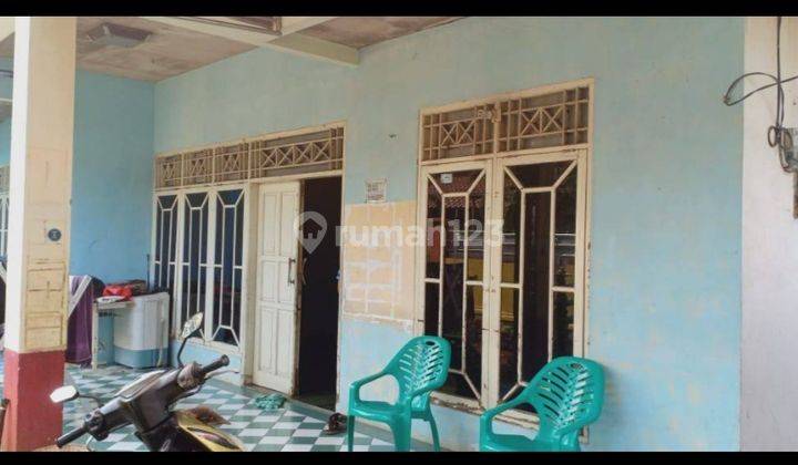 DiJual Rumah Besar Cukup Bayar Harga Tanahnya Saja 1