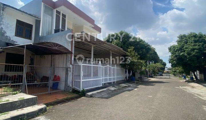 Rumah Di Palemsemi Kondisi Sangat Bagus Ada Ruang Karaokenya 2