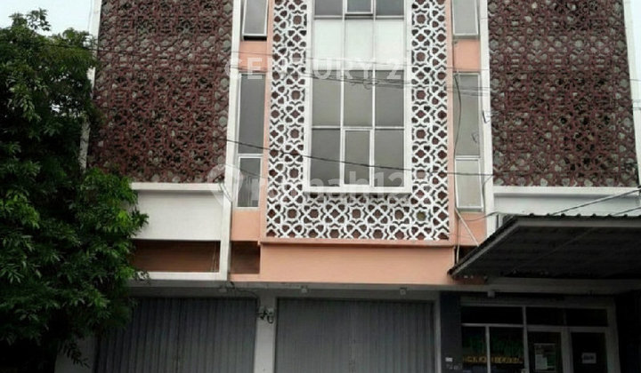 Ruko Modern 3 Lt di Lokasi Strategis Segitiga Emas Tangerang