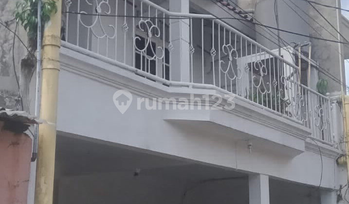 Rumah di Daerah Perumnas Karawaci Tangerang Rumah di Daerah Perumnas Karawaci Tangerang