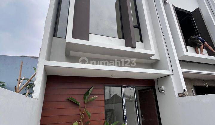 Rumah 2 Lantai Murah Mewah Di Kota Bekasi 2