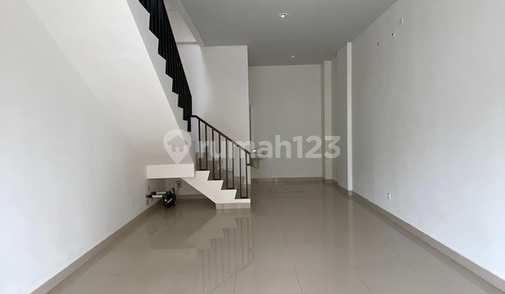 For Sale Brand New Terraced Shop House Strategically Located in BSD Raya Utama Road, Northridge 2