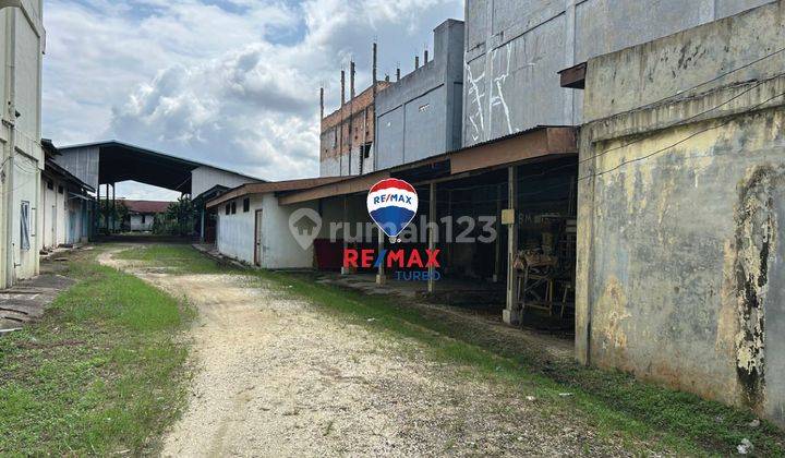 Di Jual Murah Mini Gedung Lokasi Super Strategis di Panam, Pekanbaru Dekat Mc.d 2