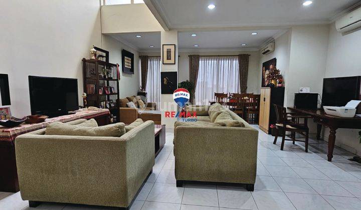 Di Jual Rumah Di Jalan Villa Golf Barat, Moderland 1