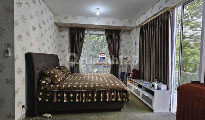 Di  Murah Kondominium di Rainbow Spring Gading Serpong View Pool 2