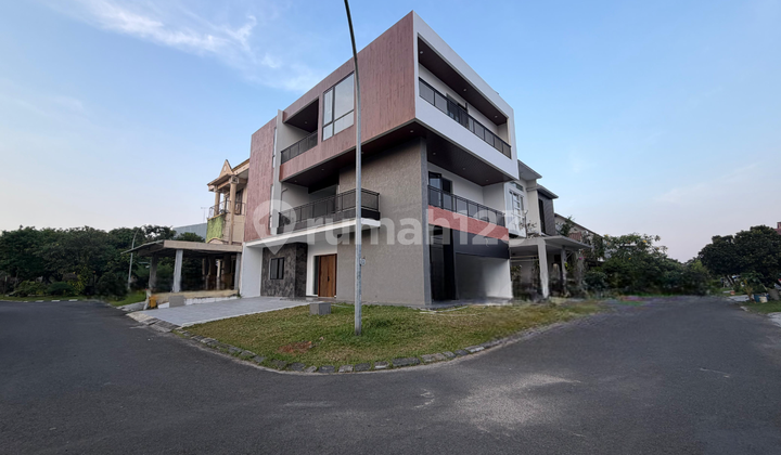 Dijual Rumah Modern Tercantik dan Mewahhh di Sutera Flamboyan, Alam Sutera