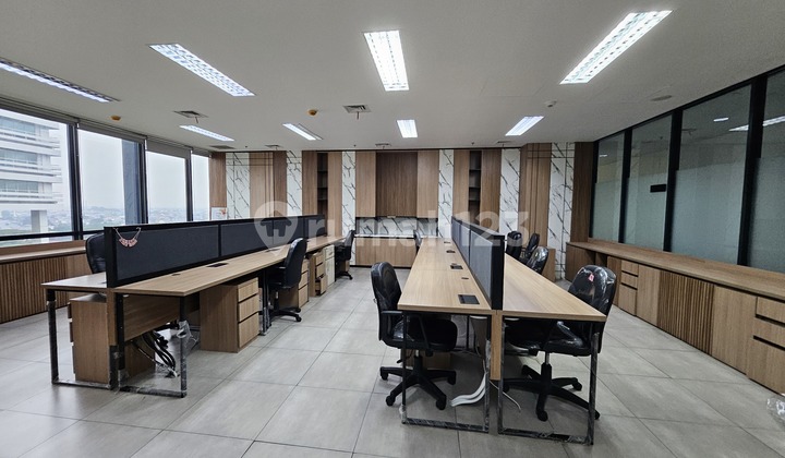 For rent: Fully furnished luxury office space at The Smith, Alam Sutera.