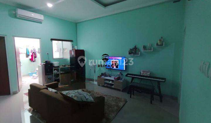 Dijual Cepat Tinggal Bawa Koper Rumah Villa Melati Mas  2