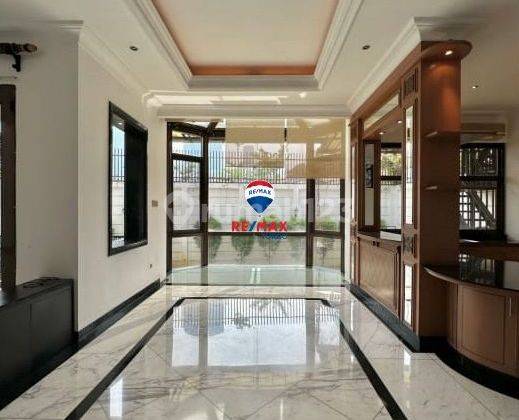 Dijual Murah Rumah 2 Lantai di Jalan Wijayakarta, Kebayoran Baru Jakarta Selatan 2