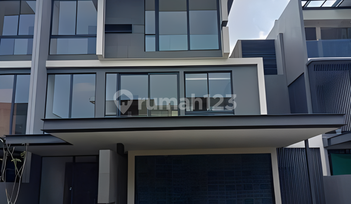 For Quick Sale: Luxury House in Lyndon Nava Park, BSD 1
