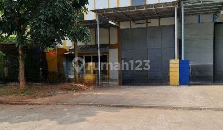 Cheapest For Rent Large Warehouse in Taman Tekno, BSD