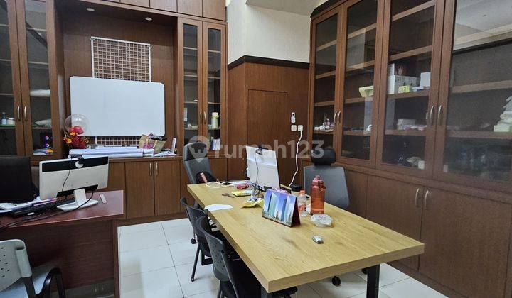 SIAP PAKAI  !!! Di Sewakan Ruko Full Furnish di The Spring, Gading serpong 2