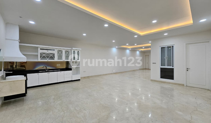 Jarang Ada!! Disewakan Rumah Baru Renov di Cluster Leora, Alam Sutera, Tangerang Jarang Ada!! Disewakan Rumah Baru Renov di Cluster Leora, Alam Sutera, Tangerang