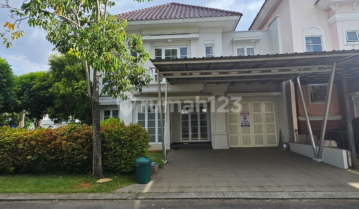 For Quick Sale Below Market Price, House in Alicante Cluster Gading Serpong 1