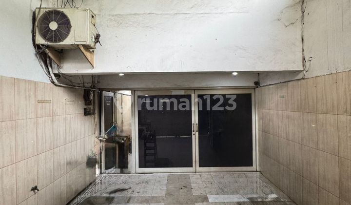 Di jual 1 unit bangunan Ruko siap Tinggal Hadap Jalan di Pejagalan, Jakarta Utara Di jual 1 unit bangunan Ruko siap Tinggal Hadap Jalan di Pejagalan, Jakarta Utara