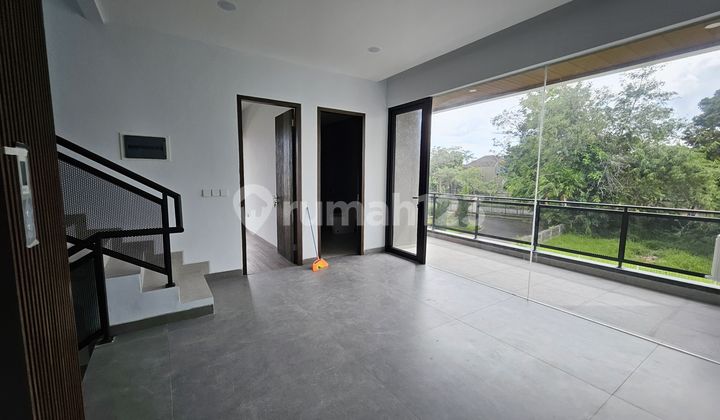 Dijual rumah modern tercantik dan mewahhh di Sutera Flamboyan, Alam Sutera