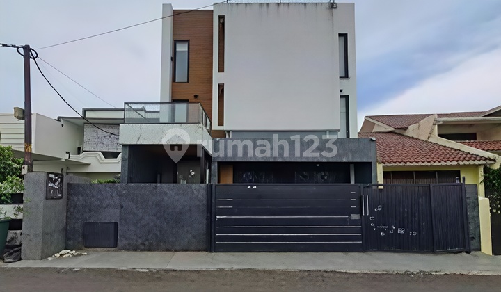 Harga Turun Drastis di Jual Rumah Mewah di Pondok Aren, Tangerang Selatan 1