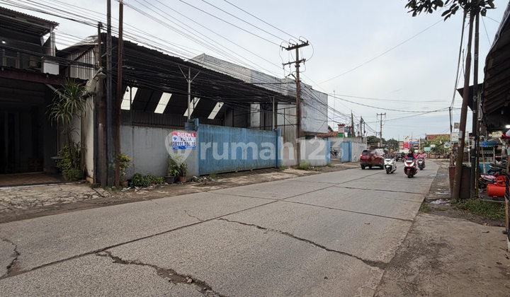 For Rent 3 Adjacent Shophouses/ Buildings on the Side of Legok Main Road, Tangerang Regency 2