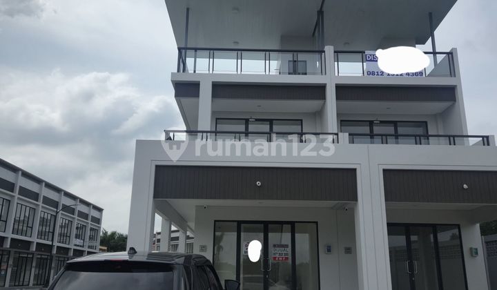 Ruko Grand East Sorento 3Lt Baru Hook di Gading Serpong.
