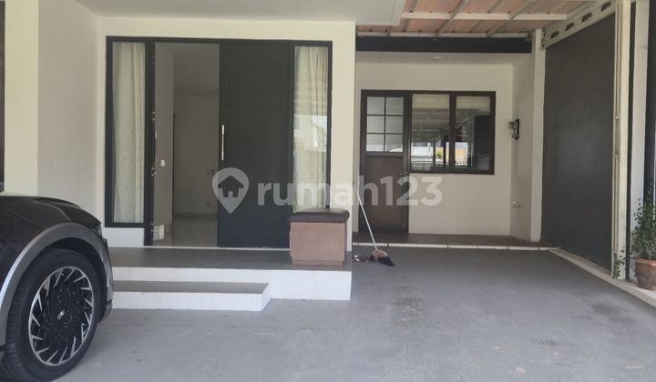 Ready-to-Occupy 2-Story House in Green Cove, BSD Ready-to-Occupy 2-Story House in Green Cove, BSD