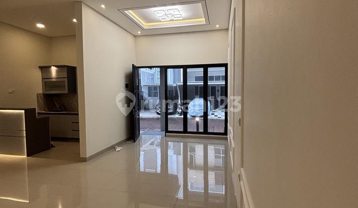 New 3-Story House In Atlanta Cluster Gading Serpong 2