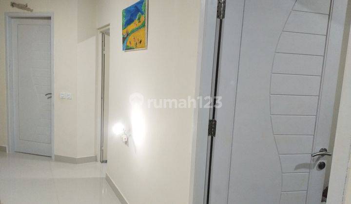 Jual Rugi abis Townhouse Taman Paris full renov Lippo Karawaci Tangerang  2