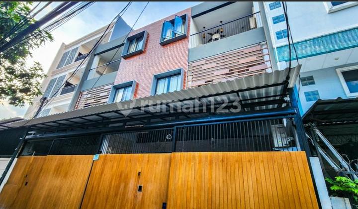 For sale: Nice Kossan house in Tanjung Duren, West Jakarta For sale: Nice Kossan house in Tanjung Duren, West Jakarta