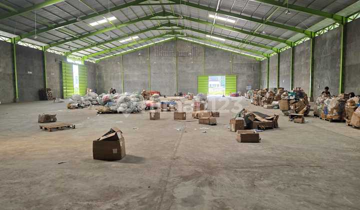 Rent a new factory/warehouse in the Bayur industrial area, Tangerang Rent a new factory/warehouse in the Bayur industrial area, Tangerang