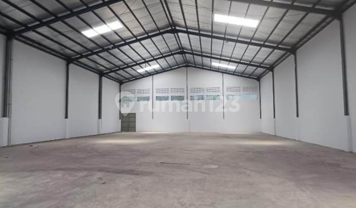 Sewa gudang baru siap pakai area Cikupa Tangerang 