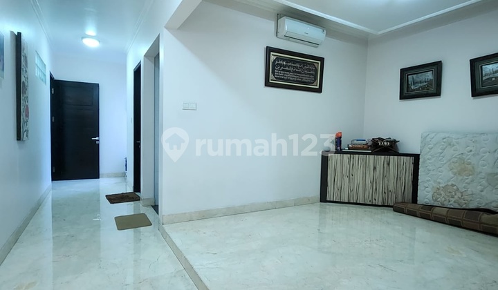 Rumah Mewah dengan Private Pool Harga Bagus, Kota Wisata Cibubur 2
