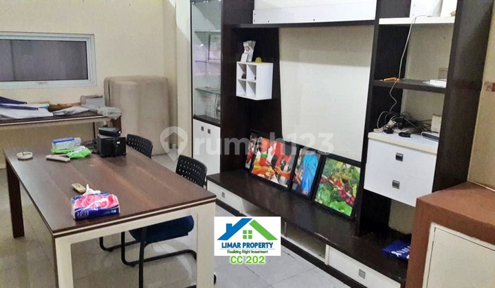 Ruko Terawat dan Strategis Harga Bagus di Cibubur Country