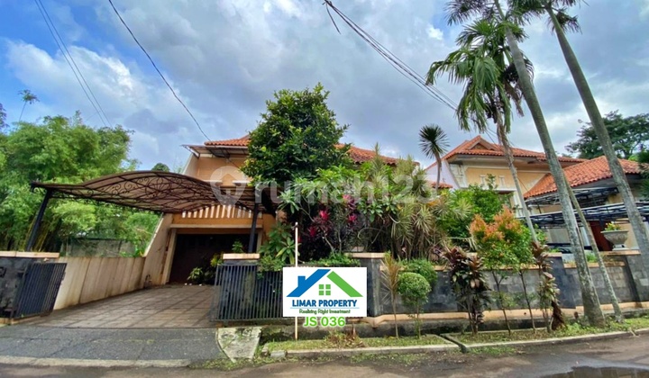 Rumah 2,5 Lantai Luas dan Strategis di Pasar Minggu, Jakarta Rumah 2,5 Lantai Luas dan Strategis di Pasar Minggu, Jakarta