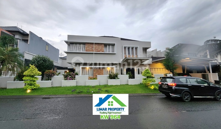 Rumah Mewah dengan Private Pool Harga Bagus, Kota Wisata Cibubur Rumah Mewah dengan Private Pool Harga Bagus, Kota Wisata Cibubur