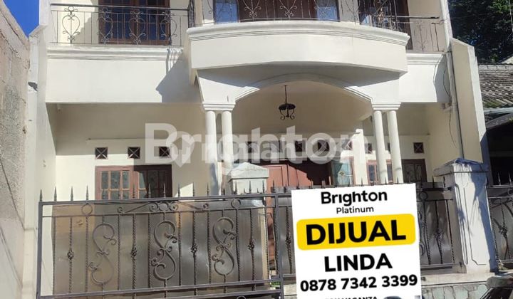 RUMAH CANTIK DUA LANTAI  1