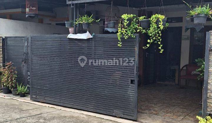 Dijual cepat rumah daerah H .Umar Cikunir Bekasi Selatan 2