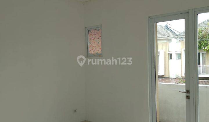 Dijual/disewakan Cepat Rumah 2 Lantai Di Summarecon Bekasi, Cluster Bluebell, Bekasi 2