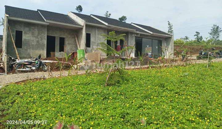 Rumah Murah Nempel Dengan Stasiun Parung Kuda. 1