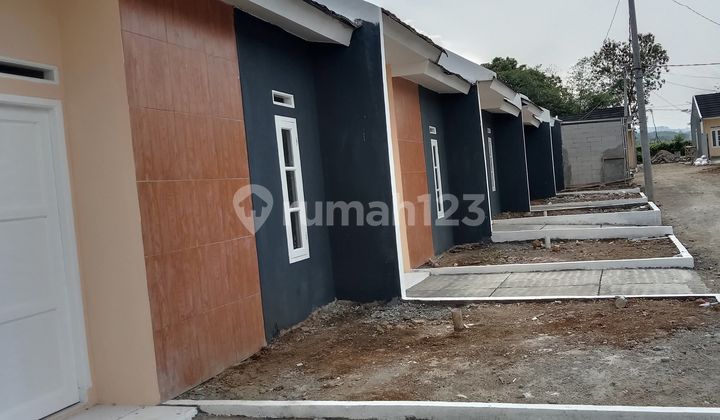 Hunian Mimalis Modern Selangkah Ke Pasar Di Parung Kuda Sukabumi 